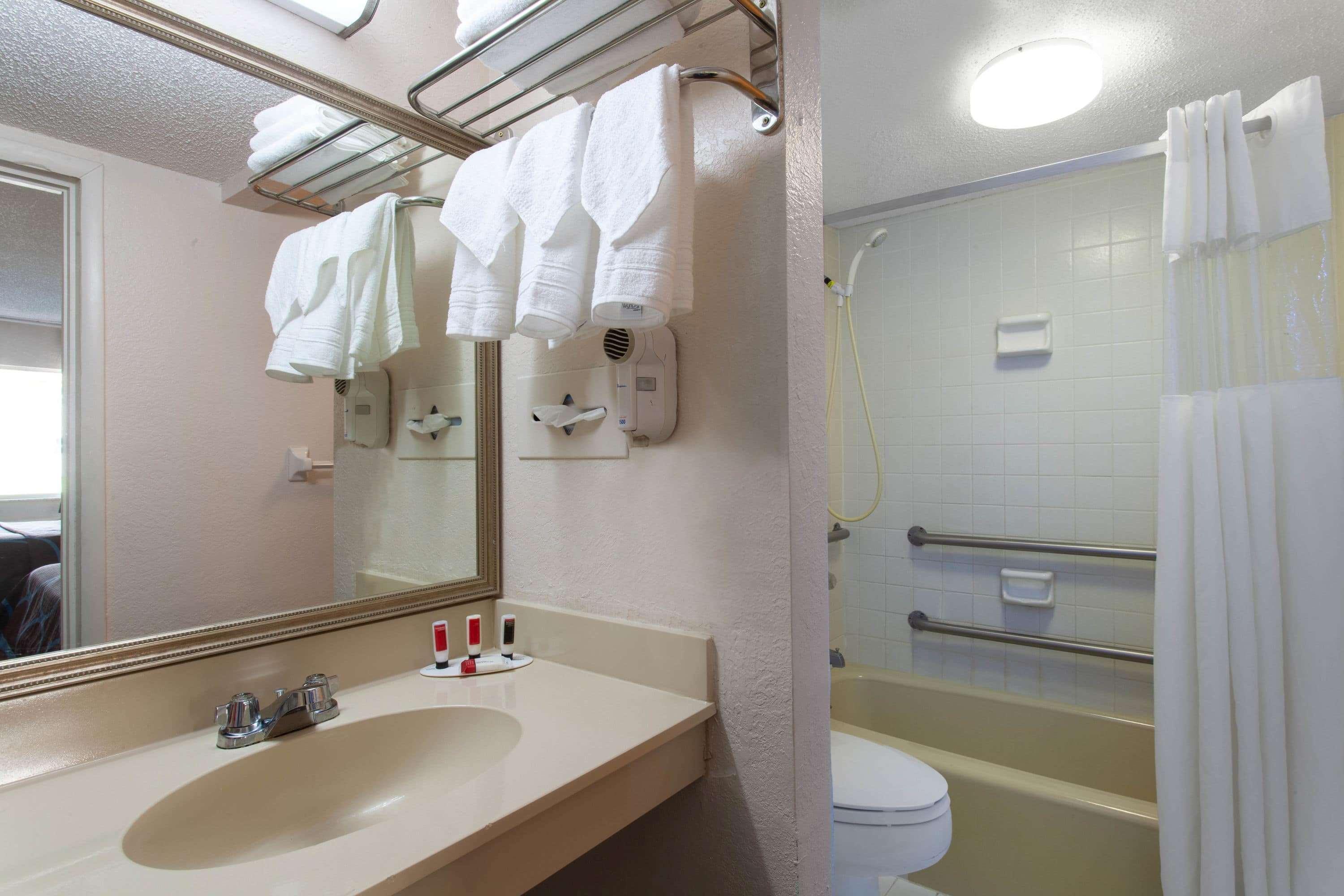 Super 8 By Wyndham Kissimmee Motel Екстериор снимка