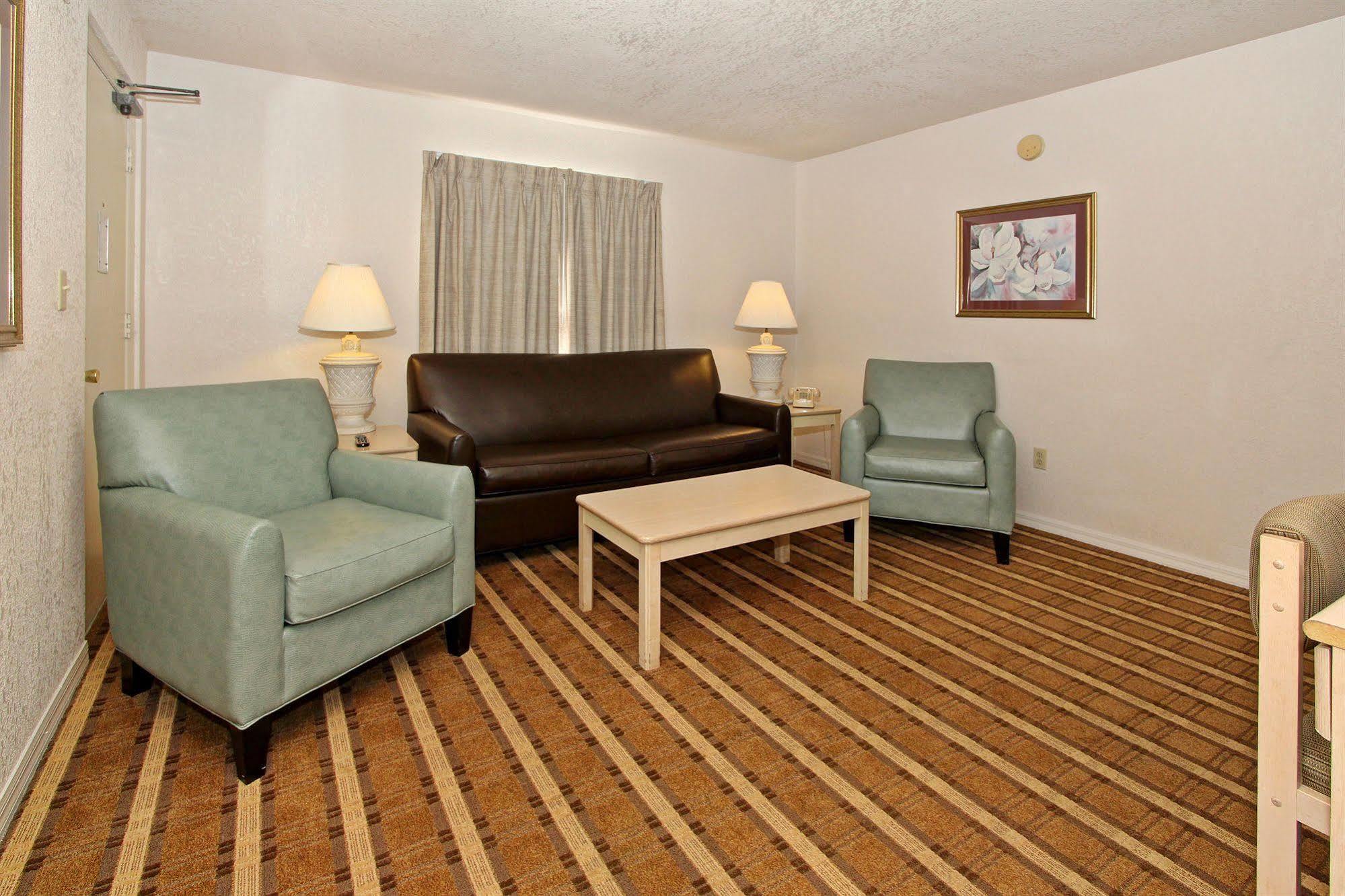 Super 8 By Wyndham Kissimmee Motel Екстериор снимка
